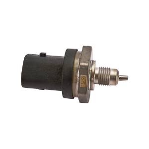 Bosch - 0 281 006 414 | Bosch Fuel Pressure / Temp Sensor, Ford Various - Image 3